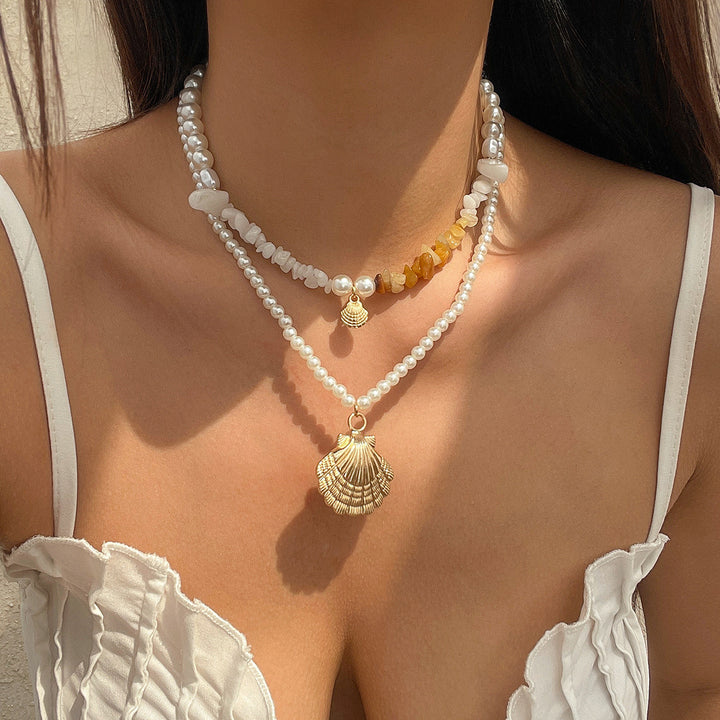 Collana con smerlatura di perle turchesi