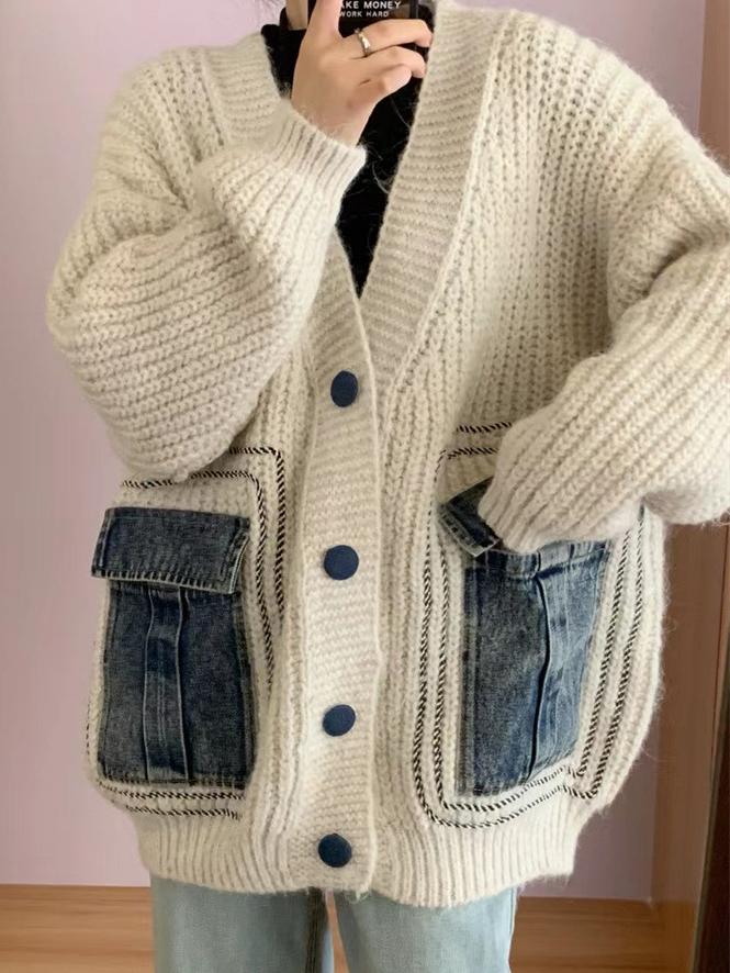 Einzigartiger Denim-Cardigan mit Patchwork-Taschen