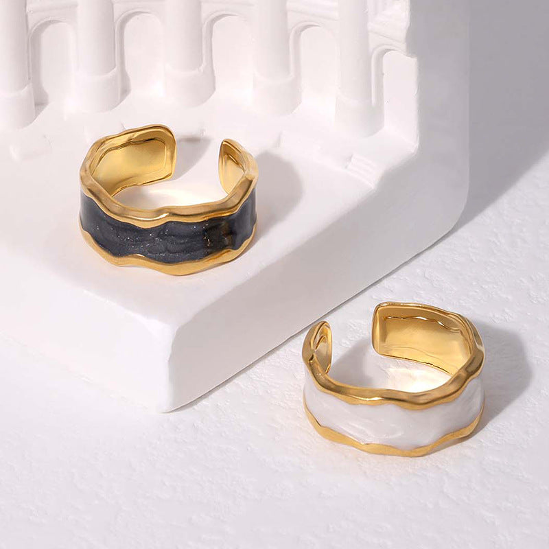 Irregular Lines Shell Gloss Ring