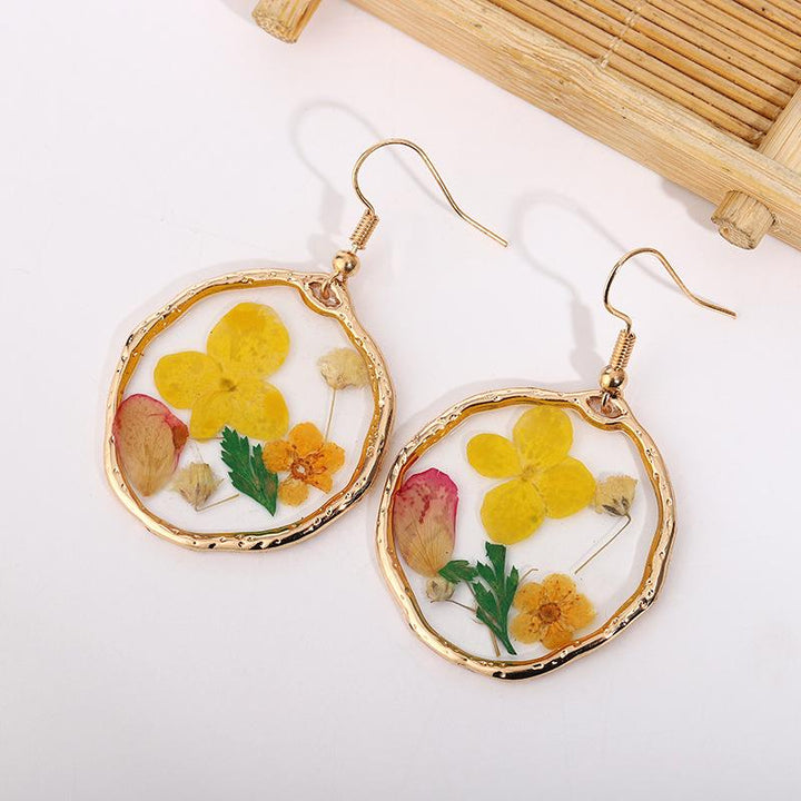 Boucles d'oreilles en or avec fleurs séchées Drop Glue