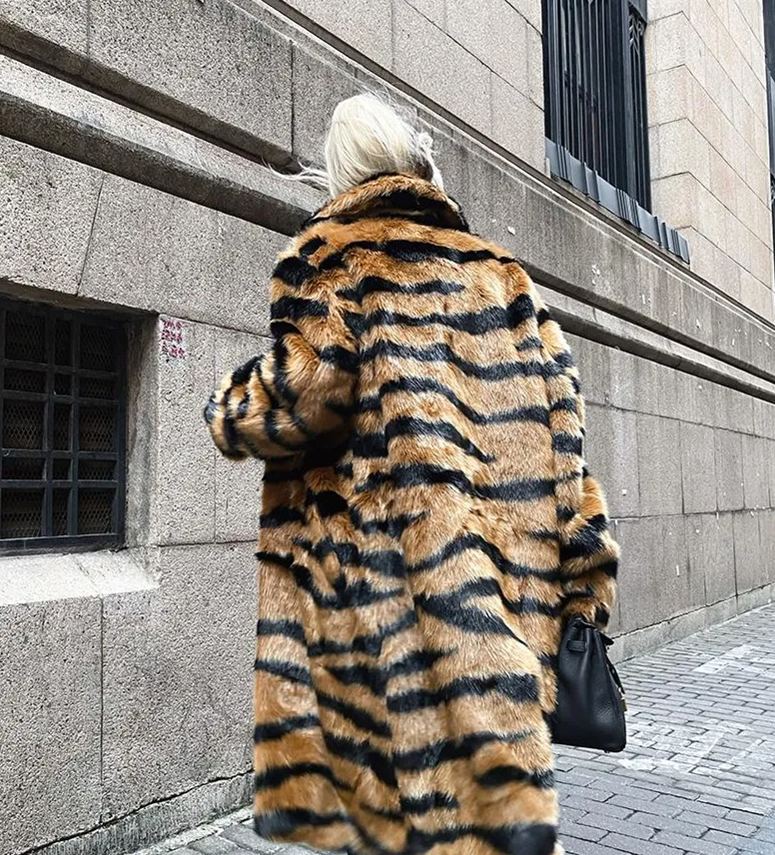 Manteau en fausse fourrure à imprimé tigre