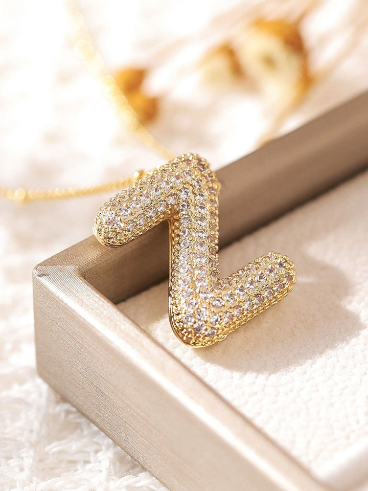 Pavé Bubble Letter Monogram Halsband